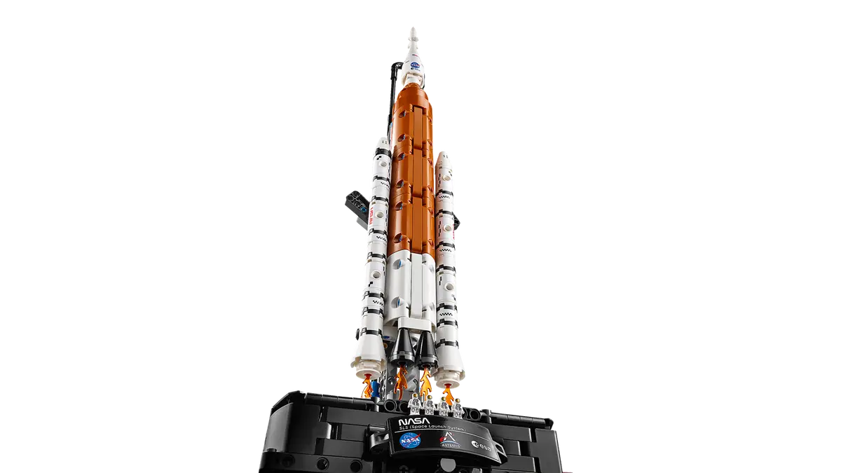 LEGO Technic NASA Artemis Space Launch System Rocket - 42221