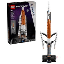 LEGO Technic NASA Artemis Space Launch System Rakete - 42221