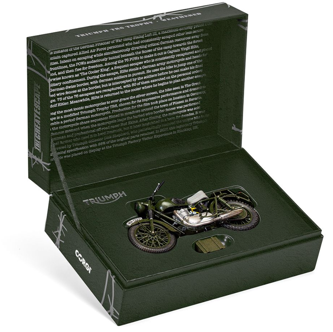 The Great Escape Triumph TR6 Trophy Motorcycle (Weathered) - 1:12 Scale - CC08501